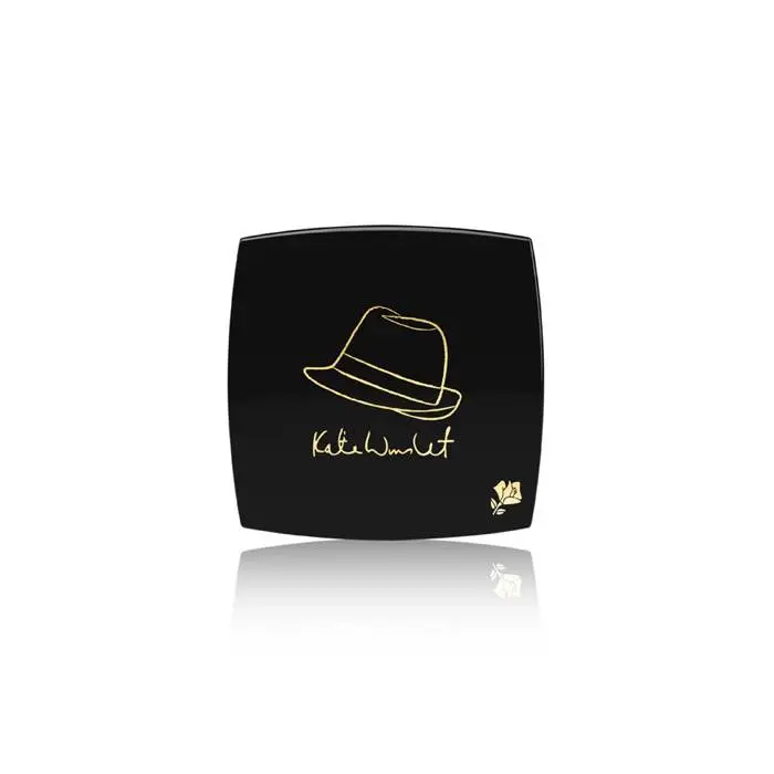 El sombrero dorado de Kate.