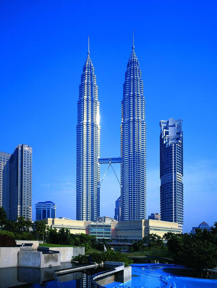 imagen 1 de Torres y rascacielos. De Babel a Dubái.