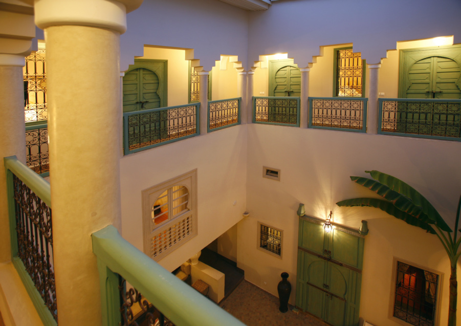 imagen 3 de Un palacete Derkaoui en plena medina de Marrakech.