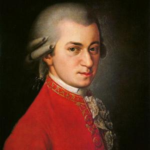 “Eine kleine Nachtmusik”. Wolfgang Amadeus Mozart.