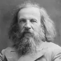 Dmitri Mendeleev, días de química y hambre.