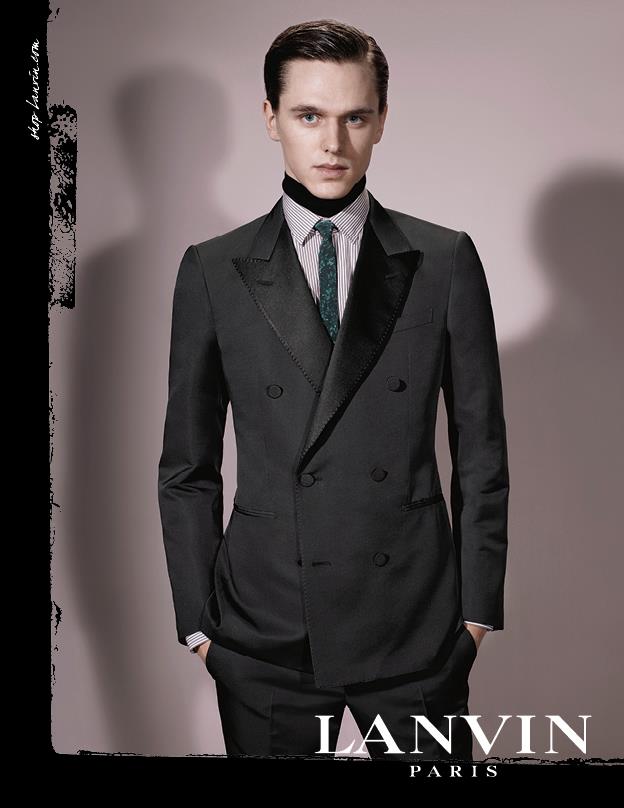 imagen 2 de Los humanoides visten Lanvin.