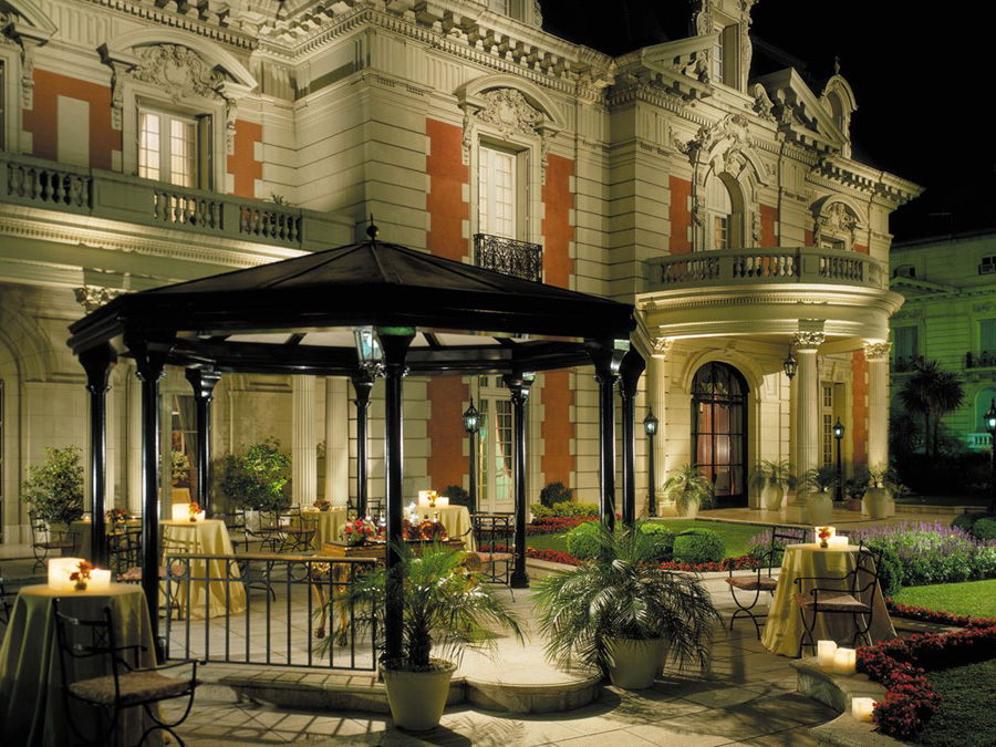 imagen 1 de Un palacio en Buenos Aires.