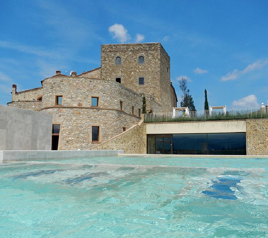 imagen 1 de Un castillo en la Toscana.