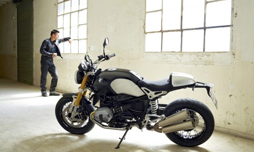 BMW R nineT, genética roadster.