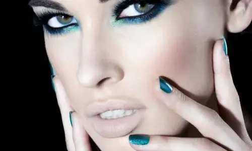 Yamamay te pinta la cara.