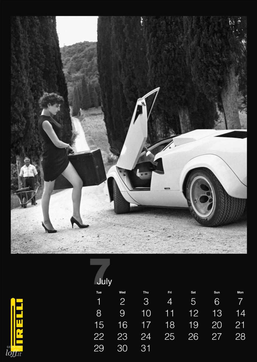 imagen 2 de 2014 según Pirelli y Helmut Newton.