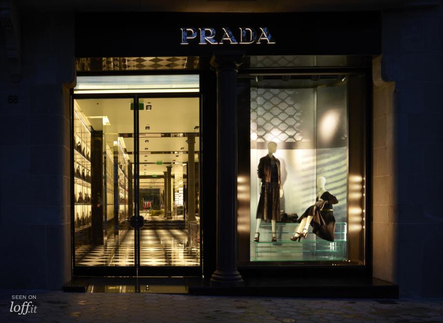 imagen 2 de El diablo se viste de Prada y abre tienda en Barcelona.