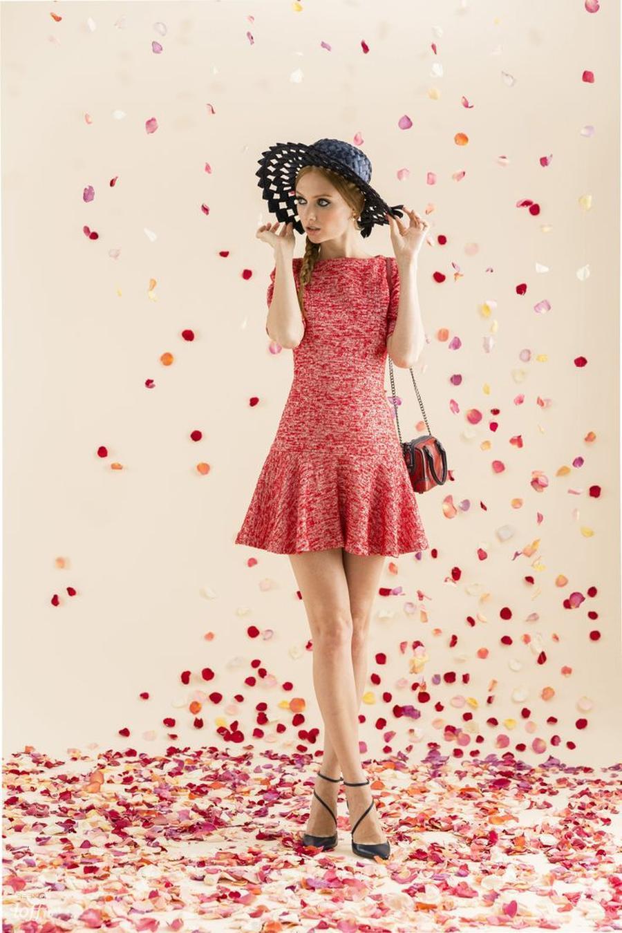 imagen 2 de Alice + Olivia huele a rosas.