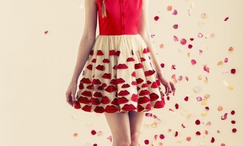 Alice + Olivia huele a rosas.