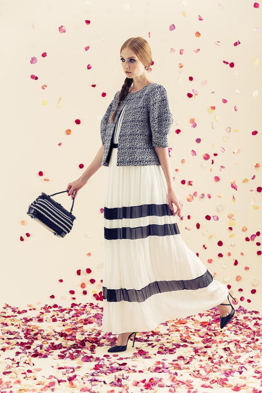 imagen 4 de Alice + Olivia huele a rosas.