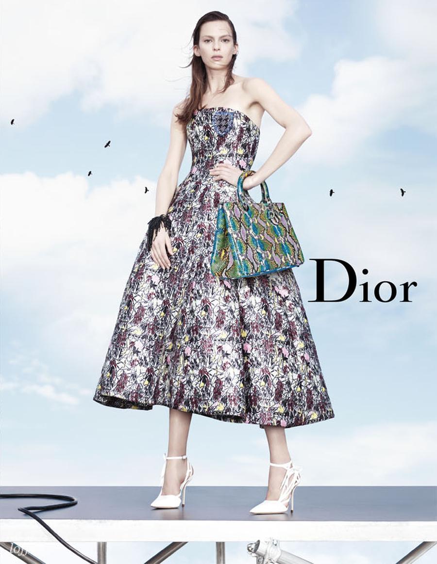 imagen 5 de Las otras mujeres flor de Dior.