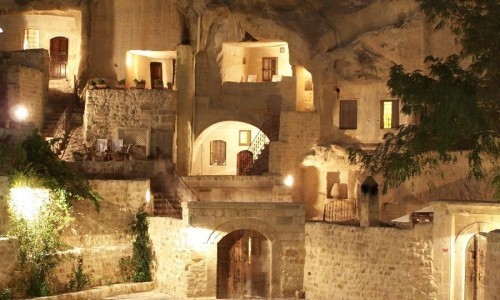 Las cuevas del Yunak Evleri en la Capadocia.