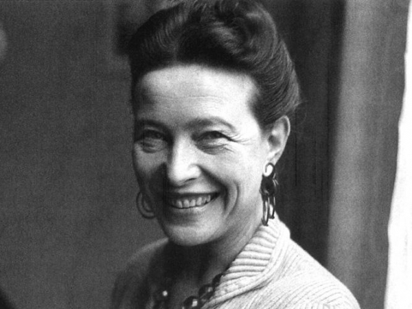 Simone de Beauvoir, escritora, profesora, filósofa, existencialista, feminista, defensora del amor libre y de la libertad.