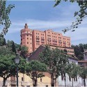 Alhambra Palace, un hotel en el palacio nazarí de Alfonso XIII.