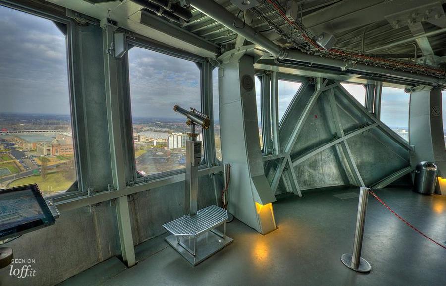 imagen 8 de El Atomium de Bruselas fascina a los niños.