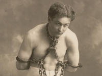 Harry Houdini, ilusionista.