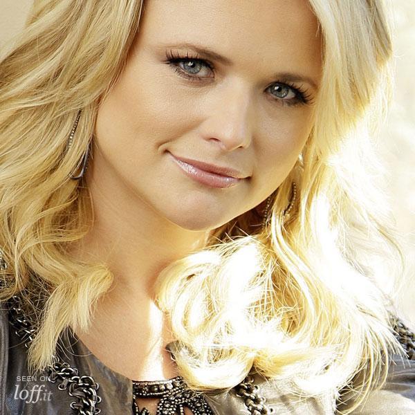 imagen 4 de Mama’s Broken Heart. Miranda Lambert.