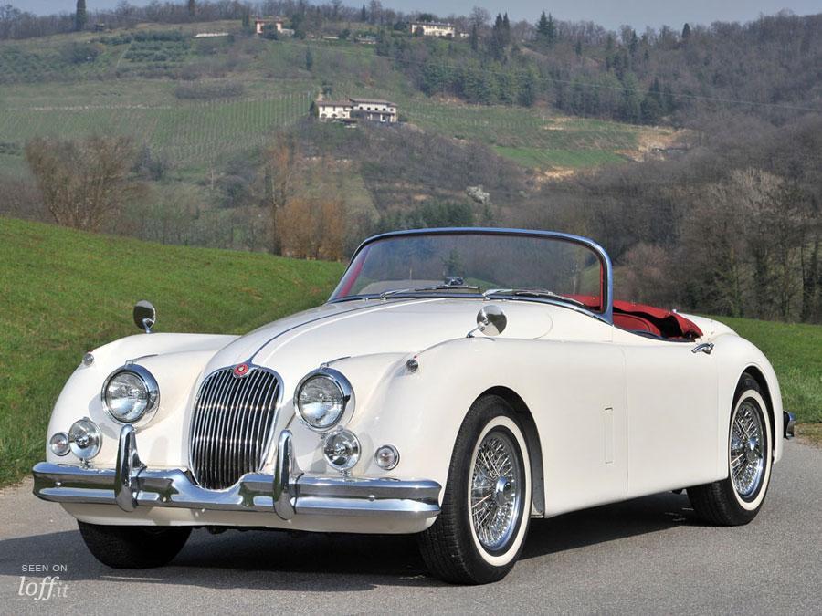 imagen 2 de El mítico Jaguar XK150 Roadster de 1958 que podrías comprarte.