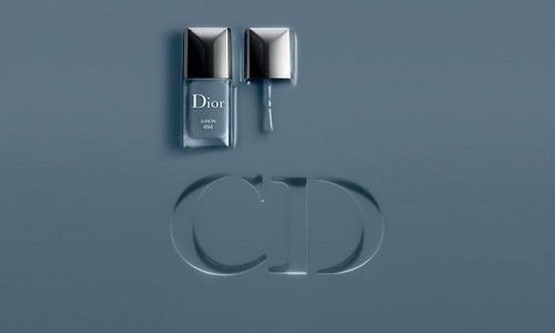 Uñas de color Dior.