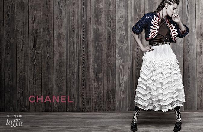 imagen 3 de Lo nuevo de Chanel, cuero y look tejano.