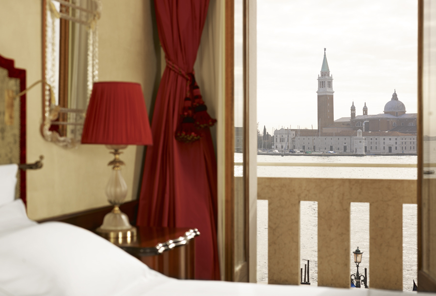 imagen 10 de El hotel de Venecia en el que se enamoraron Onassis y la Callas.