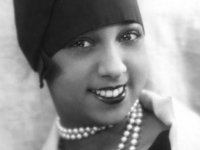 Josephine Baker, la venus de bronce, la perla negra, la diosa criolla…