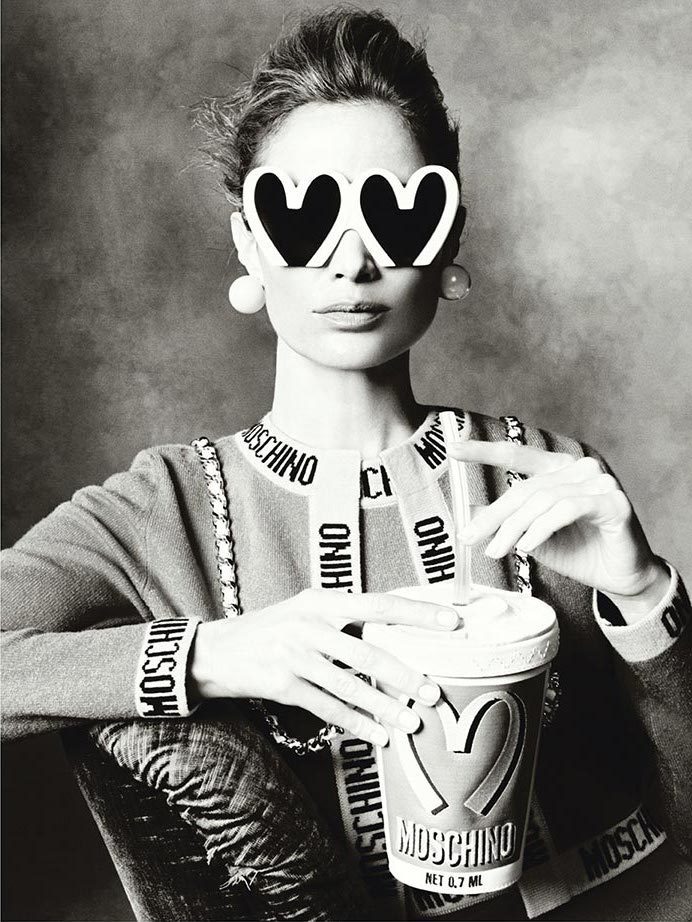 imagen 1 de Moschino. Cuando la moda es un pack.