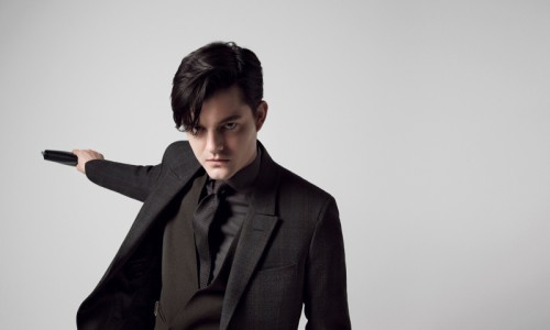 Sam Riley protagonista del Otoño/Invierno 2014 de Ermenegildo Zegna.