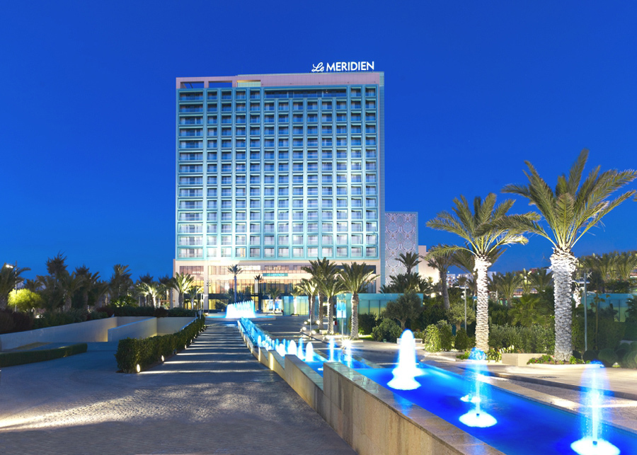 imagen 3 de El último gran hotel de lujo de Argelia: Le Méridien Orán.