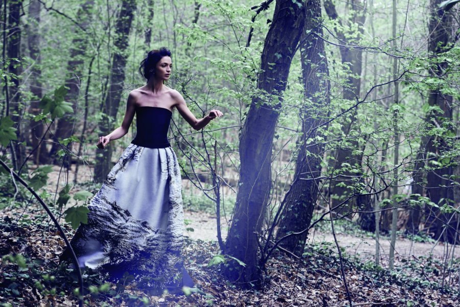 imagen 1 de Alberta Ferreti se pone el bosque por montera.