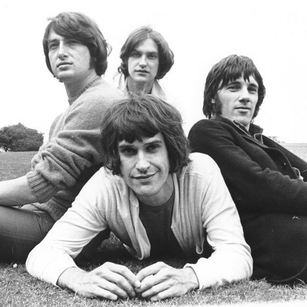 Celluloid Heroes. The Kinks.