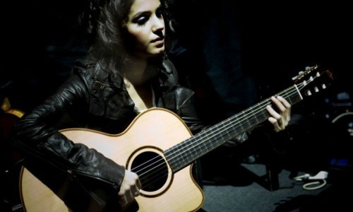 La voz sensual de Katie Melua vuelve a España.