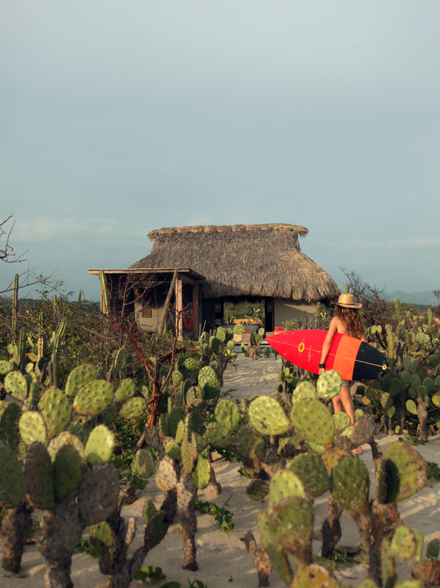 imagen 3 de Puerto Escondido, el santuario de la soledad en Oaxaca.