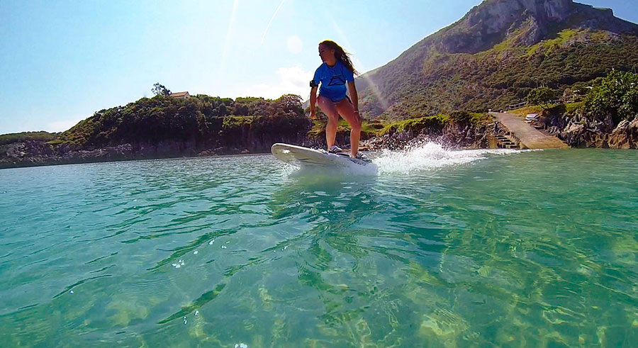 imagen 5 de Una tabla de Surf con motor eléctrico: Aquila.