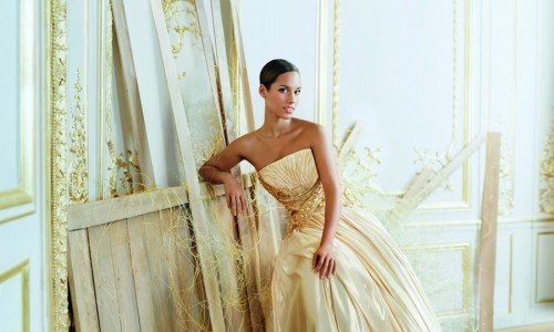 Alicia Keys, la ‘golden girl’ de Givenchy.