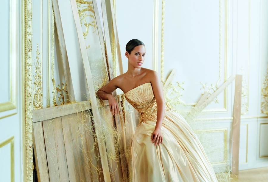 imagen 4 de Alicia Keys, la ‘golden girl’ de Givenchy.