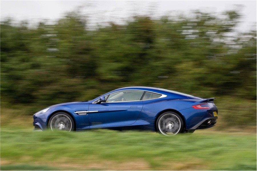 imagen 6 de Nuevo Aston Martin Vanquish, el Gran Turismo de 2015.
