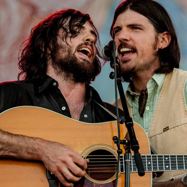 imagen 1 de Once And Future Carpenter. The Avett Brothers.