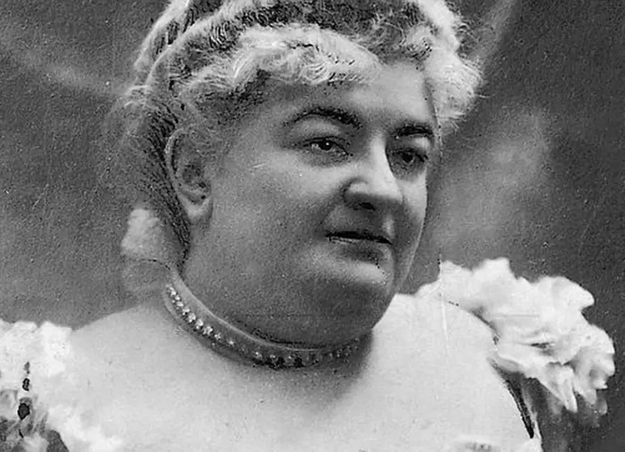 El ser humano no es un árbol frutal que sólo se cultive por la cosecha.