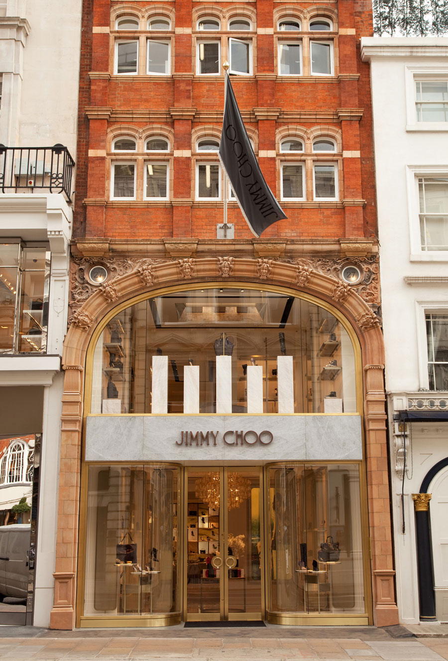 imagen 6 de Jimmy Choo renueva su tienda de Bond Street.