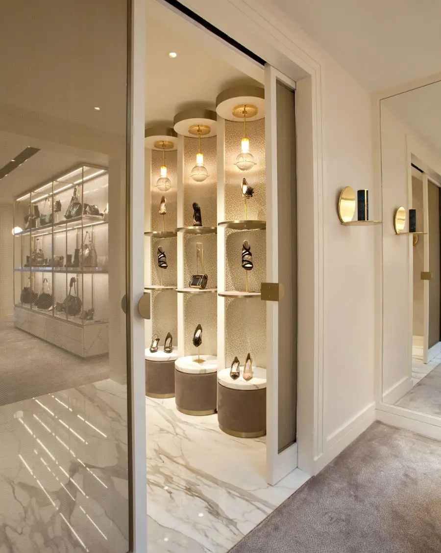 imagen 3 de Jimmy Choo renueva su tienda de Bond Street.