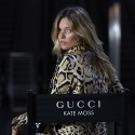 Kate Moss y el nuevo bolso de Gucci.