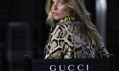 Kate Moss y el nuevo bolso de Gucci.