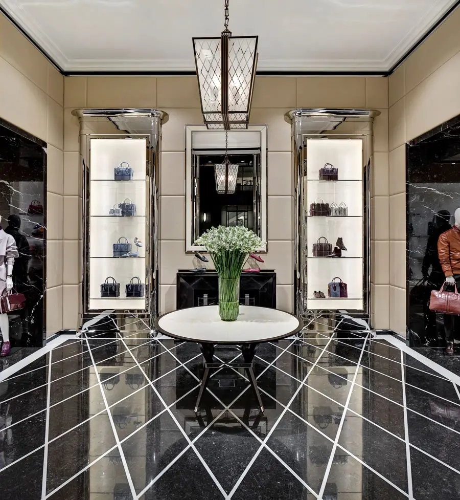 imagen 4 de Tod’s reabre su icónica boutique de Madison Avenue.