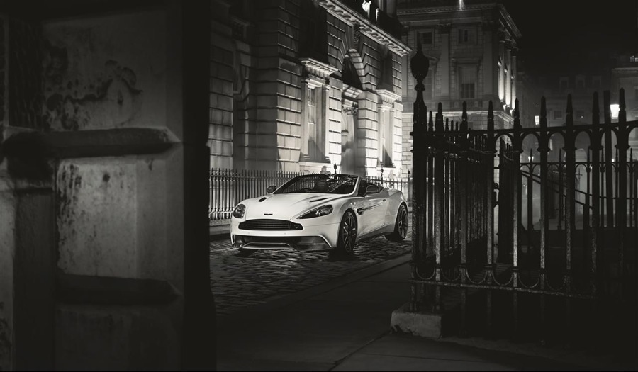 imagen 6 de Vanquish Carbon Edition. Aston Martin se rinde al lado oscuro.