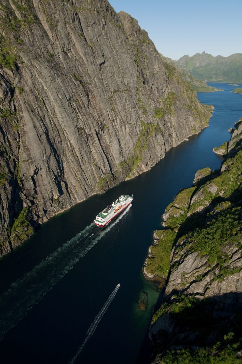 imagen 9 de De Bergen a Tromso navegando con Hurtigruten.
