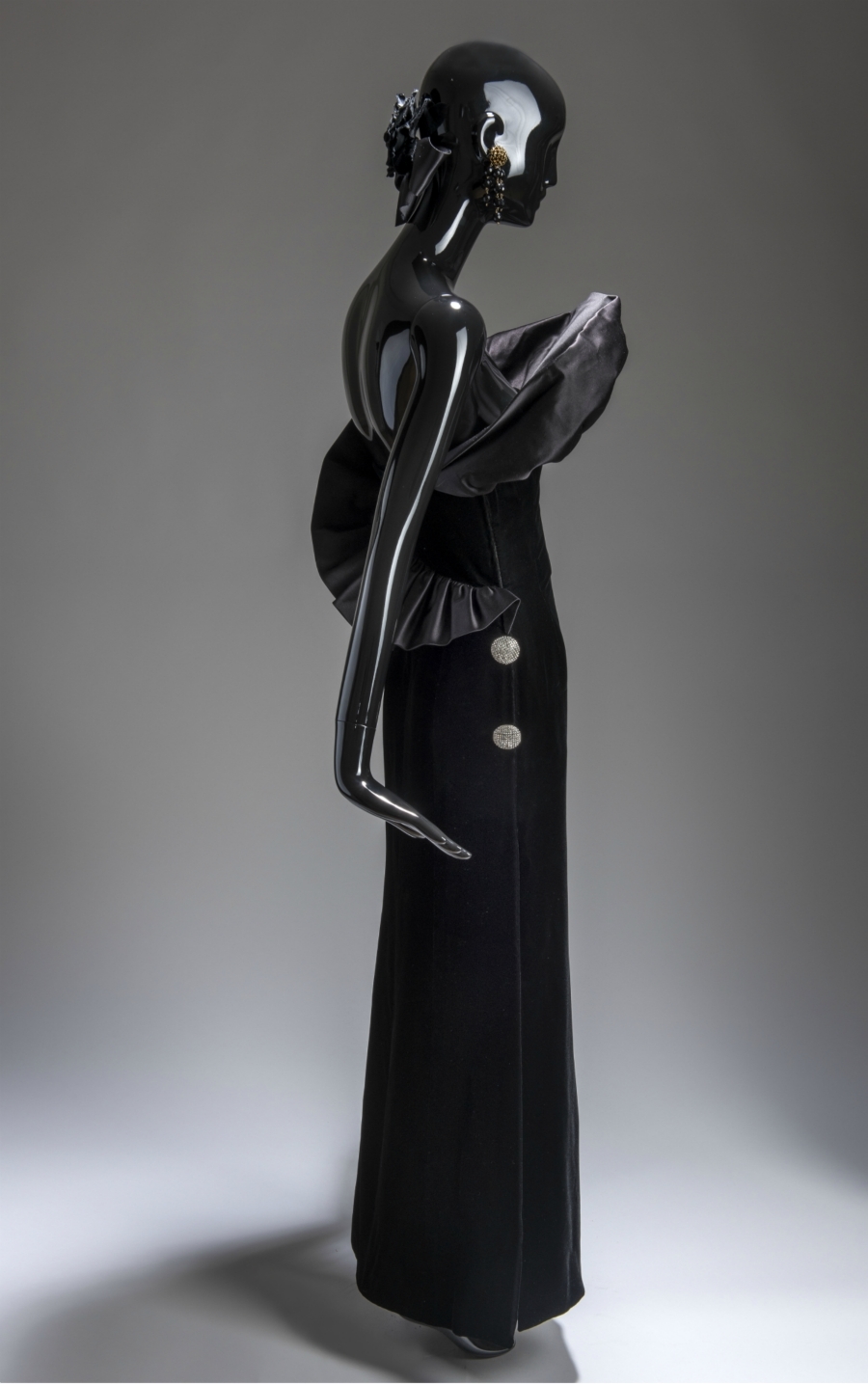 imagen 4 de Hubert de Givenchy, alta costura en el Thyssen Bornemisza.