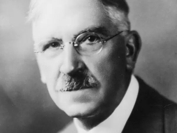 John Dewey: filósofo, pedagogo, psicólogo.