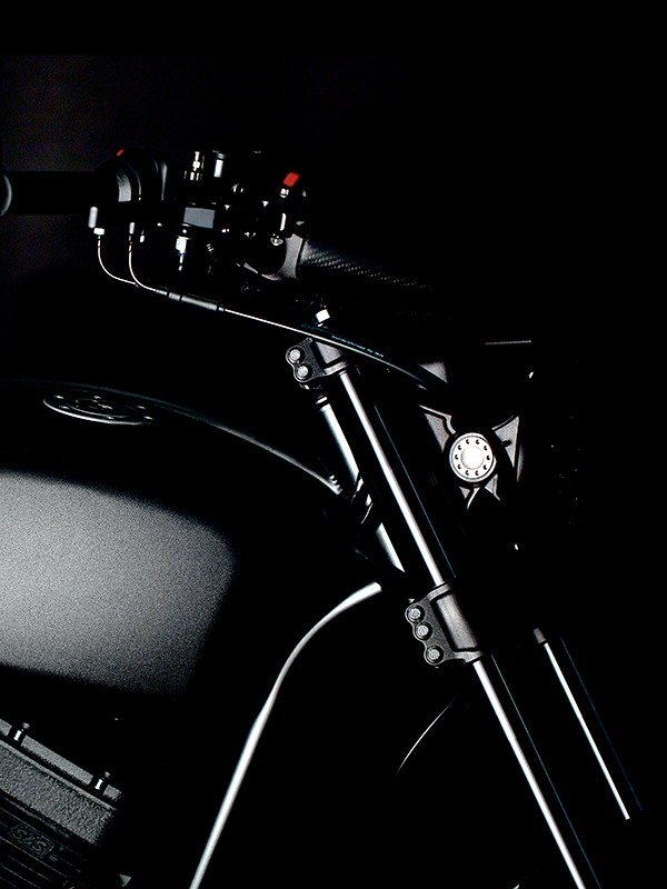imagen 7 de La moto retro-moderna de Keanu Reeves.